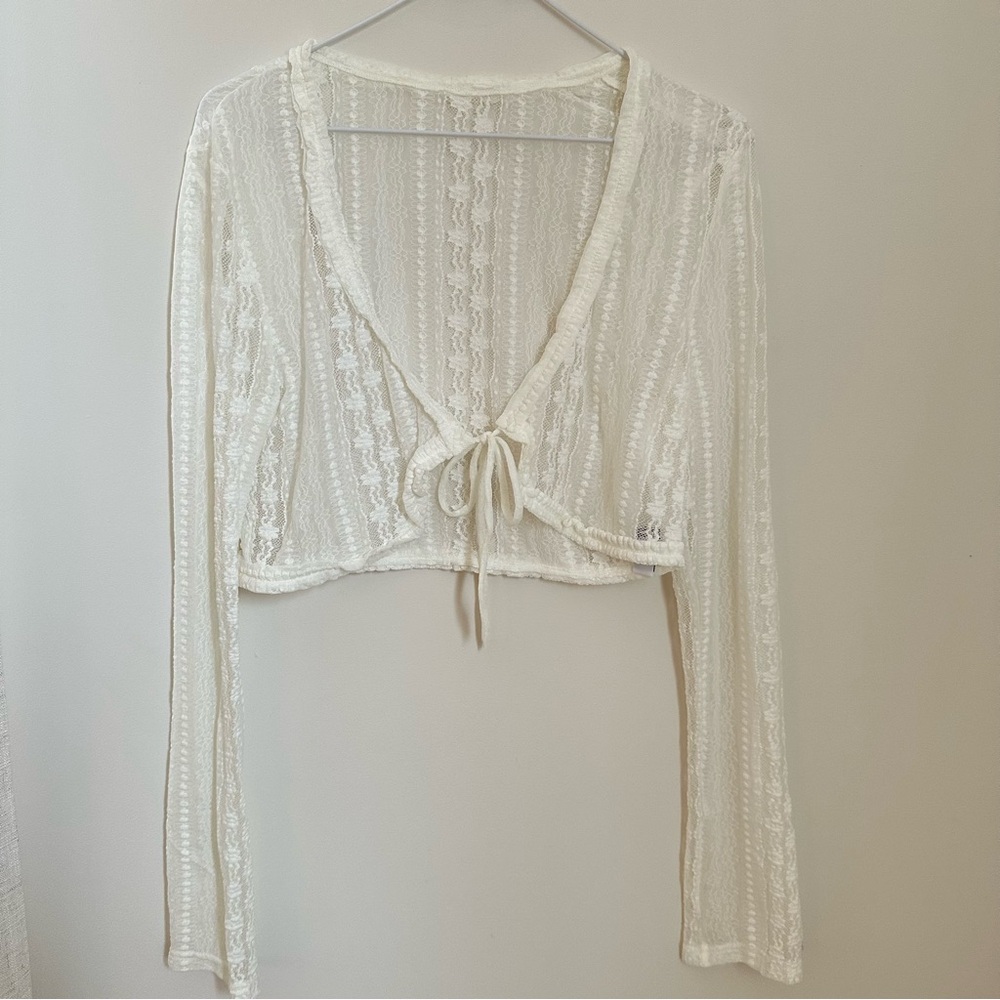 Tiger Mist Cream Lace Crop Top